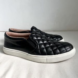 Women’s Textured Slip On Sneaker